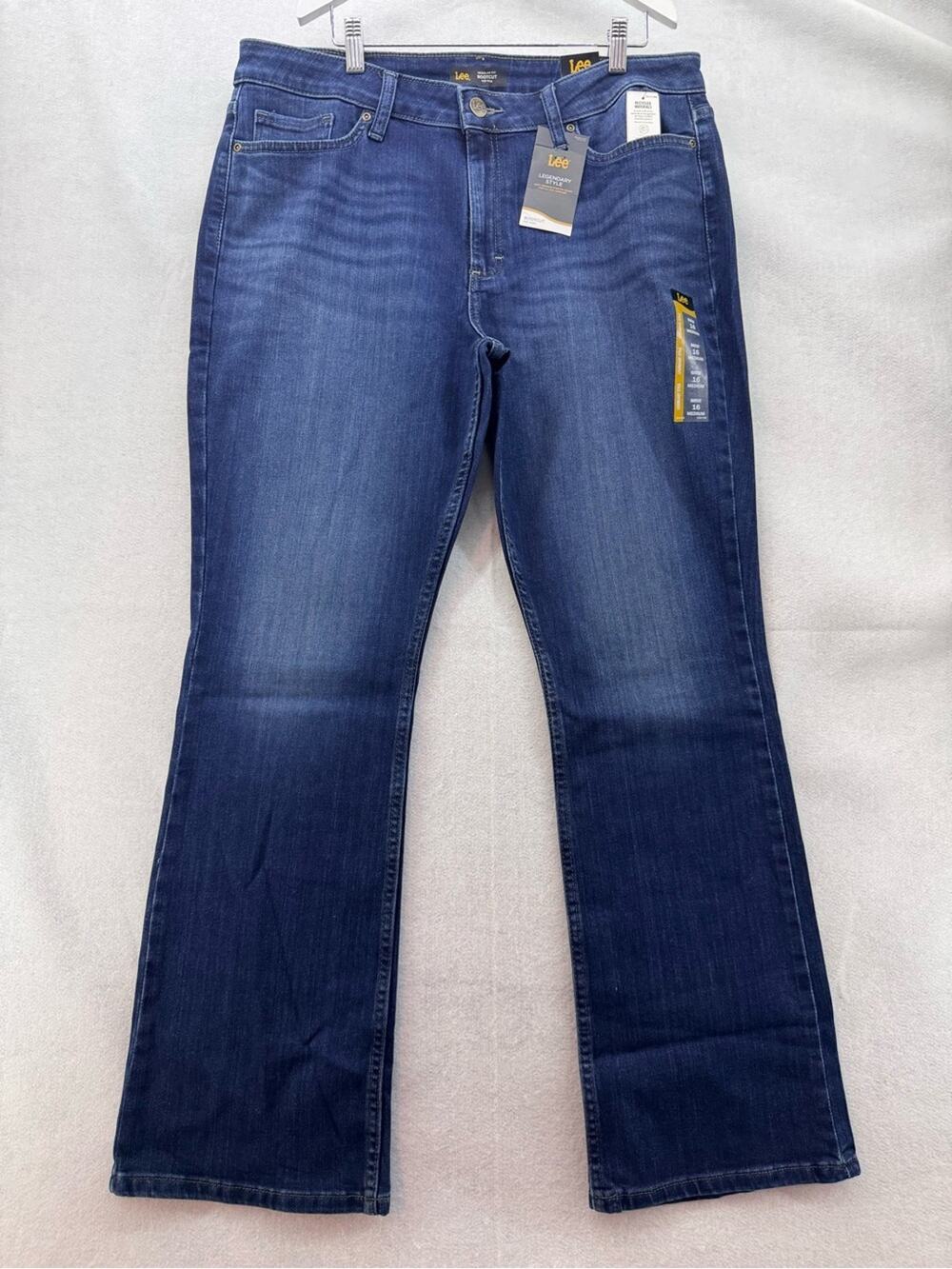 NWT Lee Regular Fit Mid-Rise Bootcut Jeans size 16 Medium Dark Wash